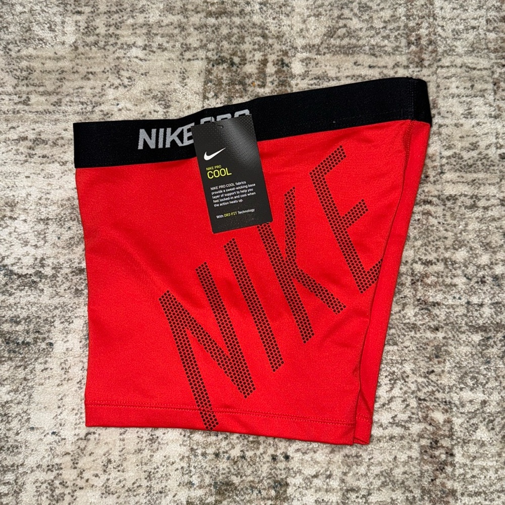 Nike Pro Women's 3" Short (M)